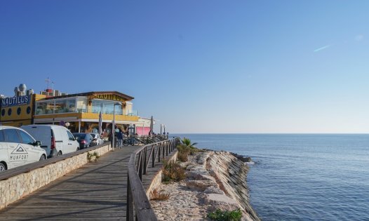 Wiederverkauf - Wohnungen -
Orihuela Costa - Punta Prima