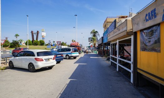 Wiederverkauf - Wohnungen -
Orihuela Costa - Punta Prima