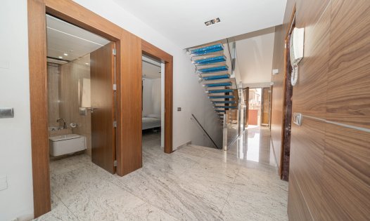 Återförsäljning - Villor -
San Javier