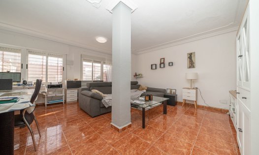 Segunda mano - Casas Adosadas -
Torrevieja - Centro - Torrevieja