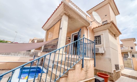 Resale - Villas -
Orihuela Costa