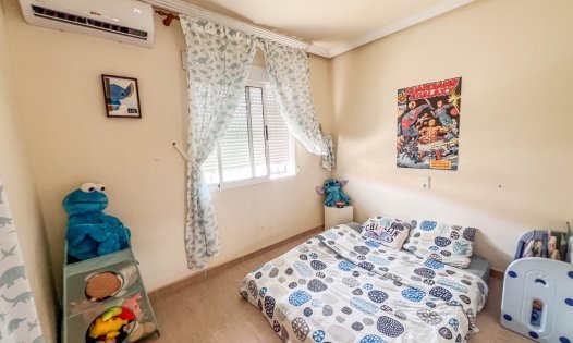 Resale - Villas -
Orihuela Costa