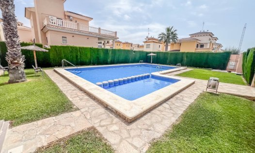 Resale - Villas -
Orihuela Costa