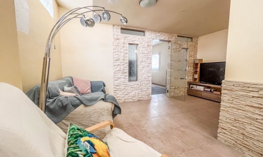 Resale - Villas -
Orihuela Costa