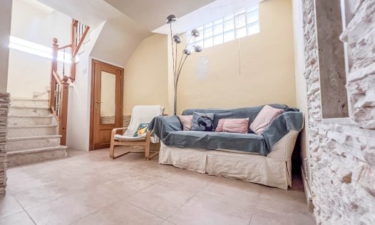 Resale - Villas -
Orihuela Costa