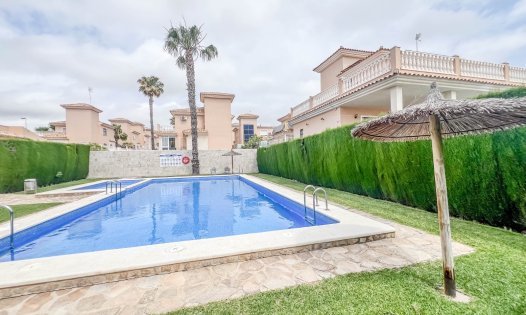 Resale - Villas -
Orihuela Costa