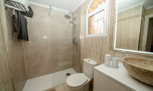 Resale - Bungalows -
Orihuela Costa - Los Dolses