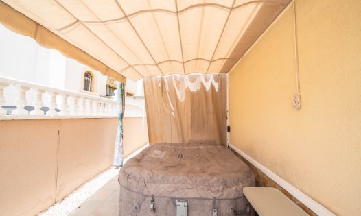 Resale - Bungalows -
Orihuela Costa - Los Dolses