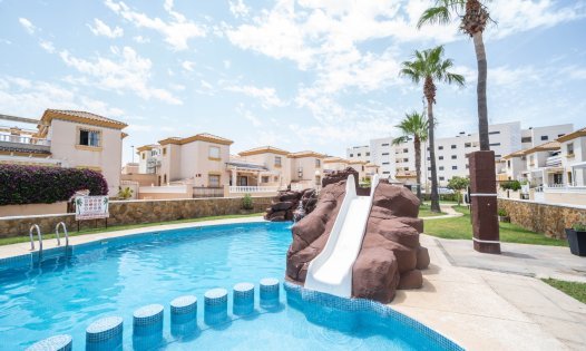 Resale - Bungalows -
Orihuela Costa - Los Dolses