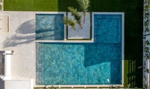 Obra nueva - Villas -
Torrevieja