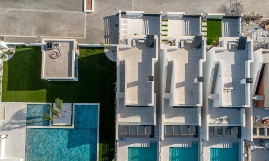 Obra nueva - Villas -
Torrevieja