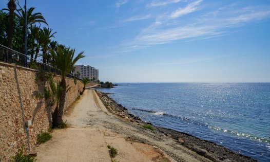Resale - Apartments -
Orihuela Costa - Punta Prima