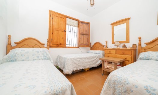 Resale - Bungalows -
Orihuela Costa - Cabo Roig