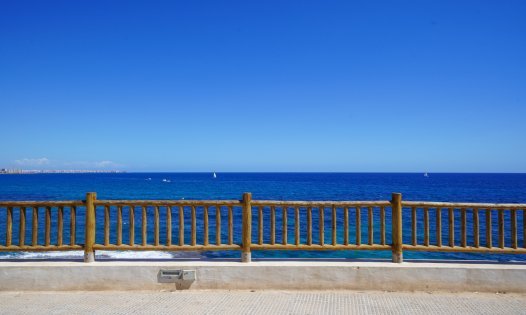 Resale - Bungalows -
Orihuela Costa - Cabo Roig