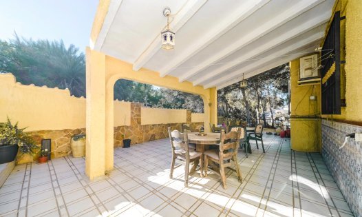 Resale - Villas -
Orihuela Costa - Villamartin