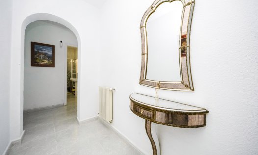 Resale - Villas -
Orihuela Costa - Villamartin