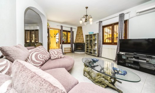Resale - Villas -
Orihuela Costa - Villamartin