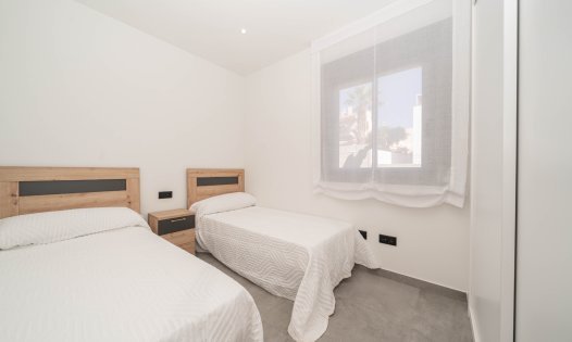 Neue Gebäude - Bungalows -
San Miguel de Salinas