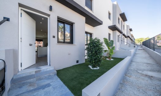 Neue Gebäude - Bungalows -
San Miguel de Salinas
