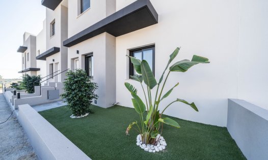 Neue Gebäude - Bungalows -
San Miguel de Salinas