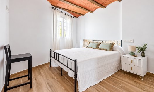 Resale - Villas -
Albacete - Elche de la Sierra/Villares