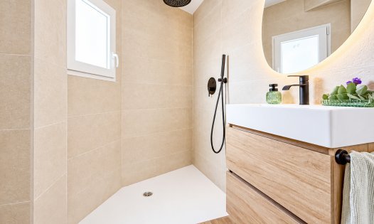 Resale - Villas -
Albacete - Elche de la Sierra/Villares