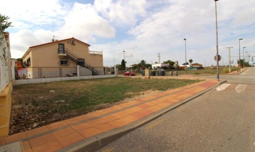 Återförsäljning - Tomter -
Alcázares, Los - La Serena Golf - Los Alcázares