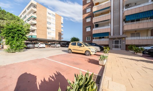 Resale - Apartments -
Orihuela Costa - Punta Prima