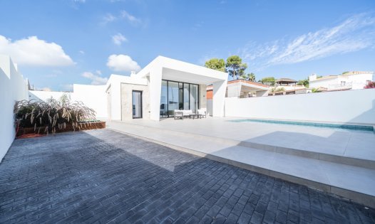 Neue Gebäude - Luxusvillen -
Torrevieja