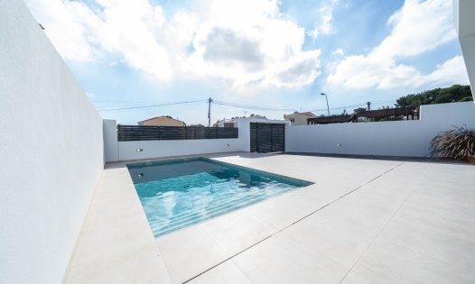 Neue Gebäude - Luxusvillen -
Torrevieja
