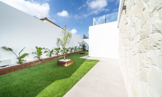 Neue Gebäude - Luxusvillen -
Torrevieja
