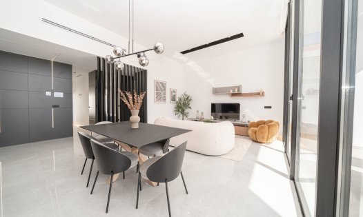 Neue Gebäude - Luxusvillen -
Torrevieja