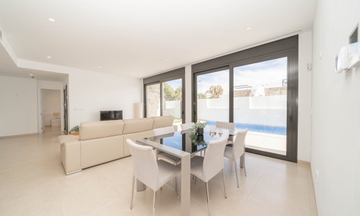 Resale - Luxury Villas -
Pilar de la Horadada