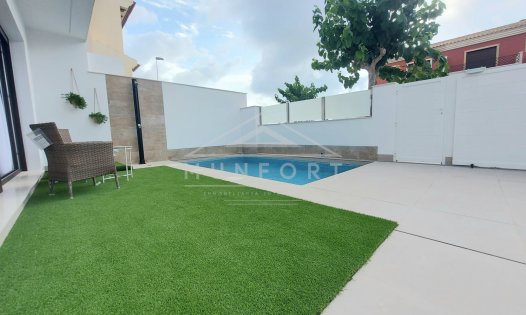 Herverkoop - Villa's -
San Pedro del Pinatar
