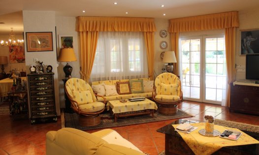 Resale - Luxury Villas -
Orihuela Costa - Cabo Roig