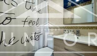 Resale - Duplex -
Torrevieja