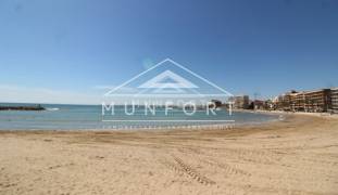 Herverkoop - Appartementen -
Torrevieja - Playa del Cura